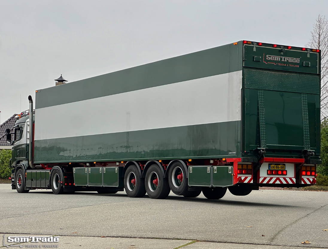 Scania R500 V8 Analogue Tacho 779.000 KM Show Truck Special Interior + Special V - יחידת טרקטור: תמונה 3 Scania R500 V8 Analogue Tacho 779.000 KM Show Truck Special Interior + Special V - יחידת טרקטור: תמונה 3