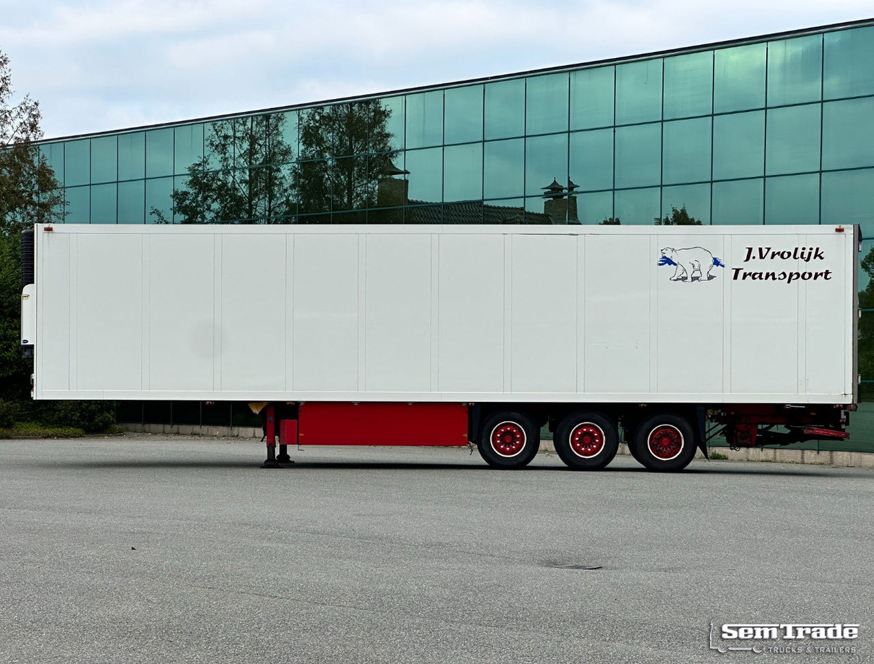 Schmitz Cargobull SKO 24 Carrier Maxima 1300 Flower Wide 2X Lift Axle - סמיטריילר עם קירור: תמונה 2 Schmitz Cargobull SKO 24 Carrier Maxima 1300 Flower Wide 2X Lift Axle - סמיטריילר עם קירור: תמונה 2