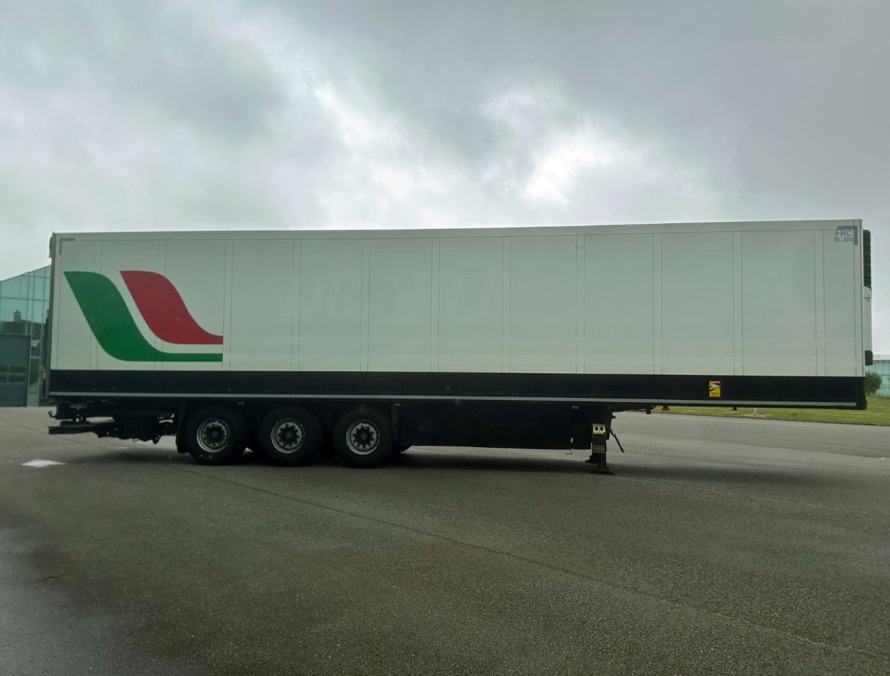Schmitz Cargobull SKO24 Carrier Maxima 5.502 Hours 270 CM High 250 CM Wide Disc Brakes Liftaxle NL Trailer - סמיטריילר עם קירור: תמונה 5 Schmitz Cargobull SKO24 Carrier Maxima 5.502 Hours 270 CM High 250 CM Wide Disc Brakes Liftaxle NL Trailer - סמיטריילר עם קירור: תמונה 5