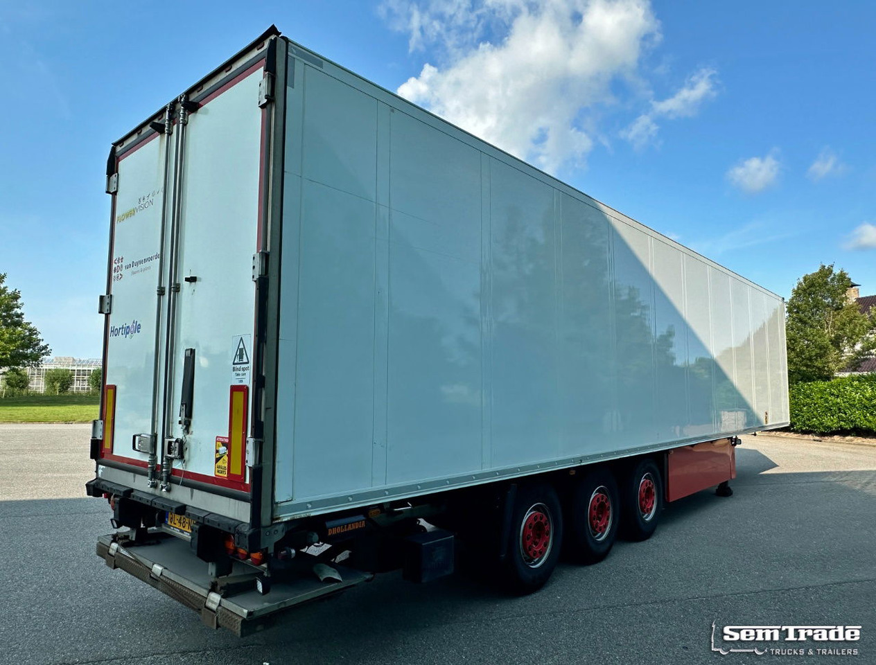 Schmitz Cargobull SKO24 Carrier Vector 1850 2X Lift Axle Flowerwide 270 CM High Holland Trailer - סמיטריילר עם קירור: תמונה 5 Schmitz Cargobull SKO24 Carrier Vector 1850 2X Lift Axle Flowerwide 270 CM High Holland Trailer - סמיטריילר עם קירור: תמונה 5