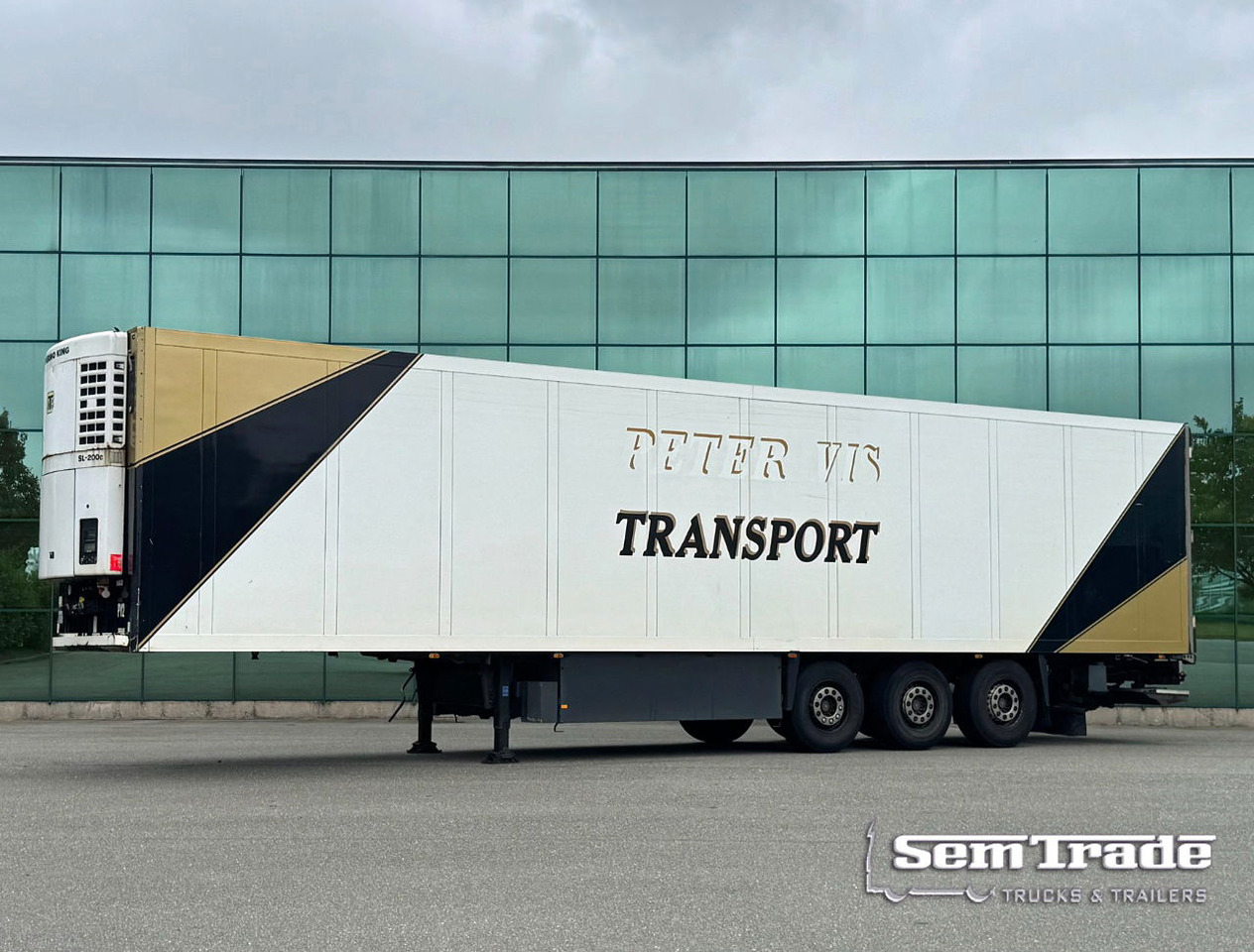 Schmitz Cargobull SKO24 Thermo King SL200e Only 8.900 Hours 270 CM High 250 CM W - סמיטריילר עם קירור: תמונה 1 Schmitz Cargobull SKO24 Thermo King SL200e Only 8.900 Hours 270 CM High 250 CM W - סמיטריילר עם קירור: תמונה 1