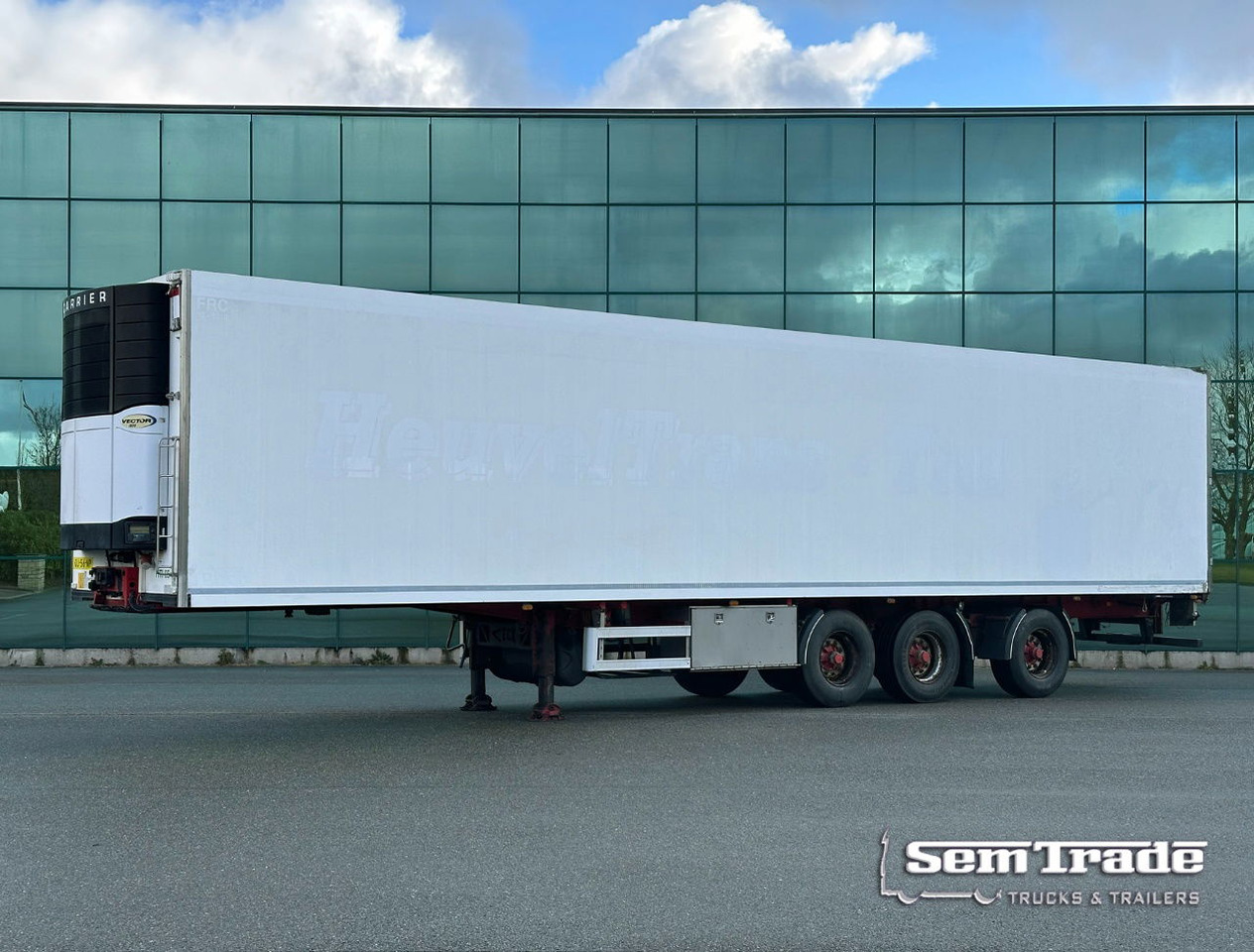Van Eck 3 AS Koel Vries Carrier Vector 1800 Zeer Mooi Chassis Stuuras Tridec - סמיטריילר עם קירור: תמונה 1 Van Eck 3 AS Koel Vries Carrier Vector 1800 Zeer Mooi Chassis Stuuras Tridec - סמיטריילר עם קירור: תמונה 1