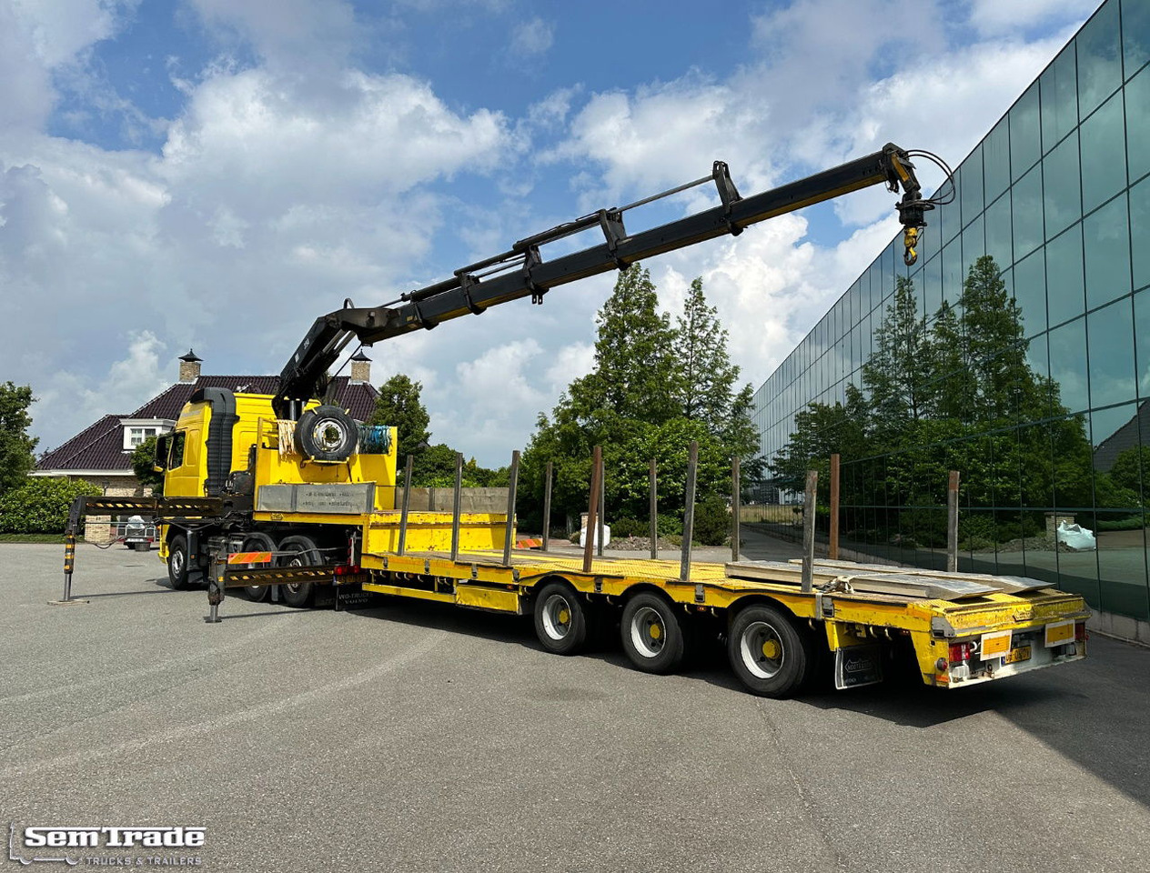 Volvo FH 12.460 Manual Gear 6X2 Euro 3 Only 493.000 KM Hiab 350 - 5 With Nootebo - יחידת טרקטור: תמונה 3 Volvo FH 12.460 Manual Gear 6X2 Euro 3 Only 493.000 KM Hiab 350 - 5 With Nootebo - יחידת טרקטור: תמונה 3