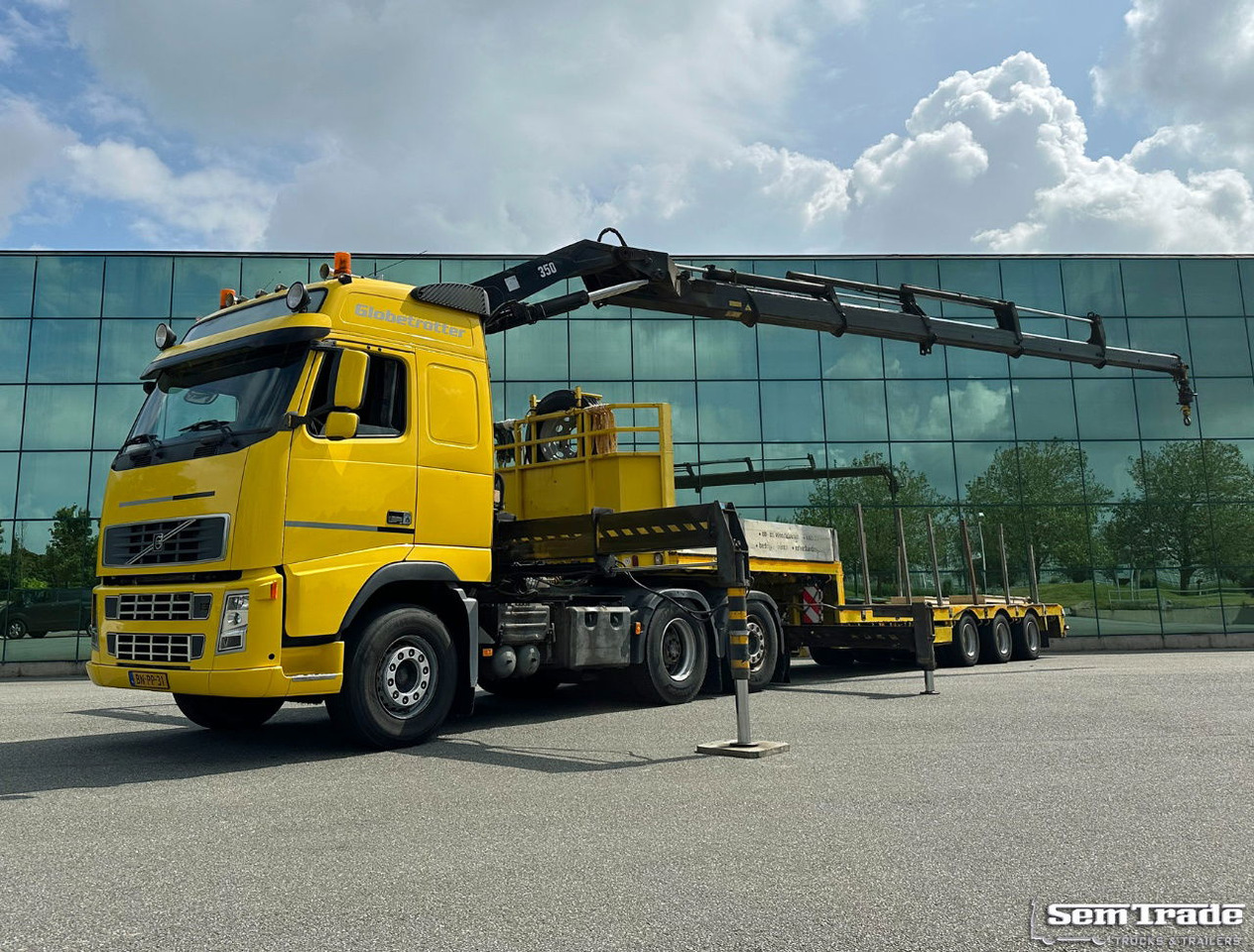 Volvo FH 12.460 Manual Gear 6X2 Euro 3 Only 493.000 KM Hiab 350 - 5 With Nootebo - יחידת טרקטור: תמונה 1 Volvo FH 12.460 Manual Gear 6X2 Euro 3 Only 493.000 KM Hiab 350 - 5 With Nootebo - יחידת טרקטור: תמונה 1