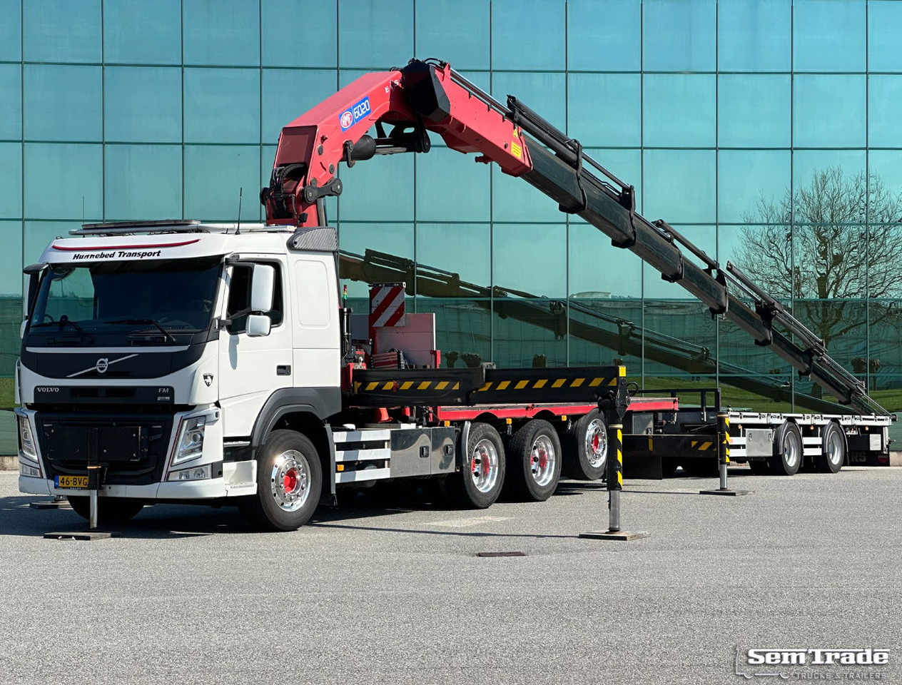 Volvo FMX 540 8X4 HMF 6020 K8 Kraan 231.000 KM + 2023 Sterk Trailer Super Condit - משאית מנוף: תמונה 1 Volvo FMX 540 8X4 HMF 6020 K8 Kraan 231.000 KM + 2023 Sterk Trailer Super Condit - משאית מנוף: תמונה 1