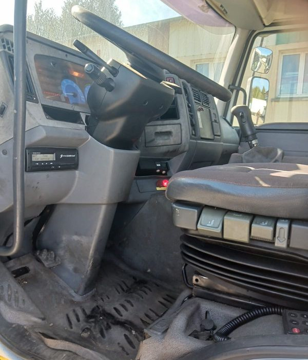 Ampliroll Renault 420 DXI 6X2 - משאית הרמת וו: תמונה 4 Ampliroll Renault 420 DXI 6X2 - משאית הרמת וו: תמונה 4