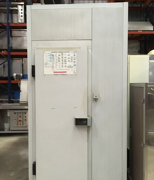 Chambre froide en panneau Chambre froide inox Vitrine haute inox Tour refrigere Vitrine magasin - מכונת מזון: תמונה 1 Chambre froide en panneau Chambre froide inox Vitrine haute inox Tour refrigere Vitrine magasin - מכונת מזון: תמונה 1