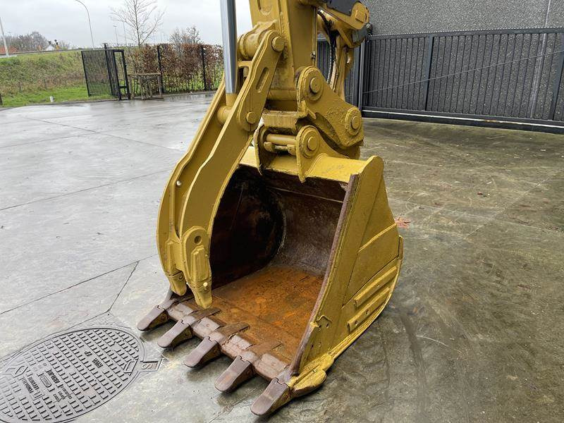 מחפר גלגלים Cat M 314 F: תמונה 16