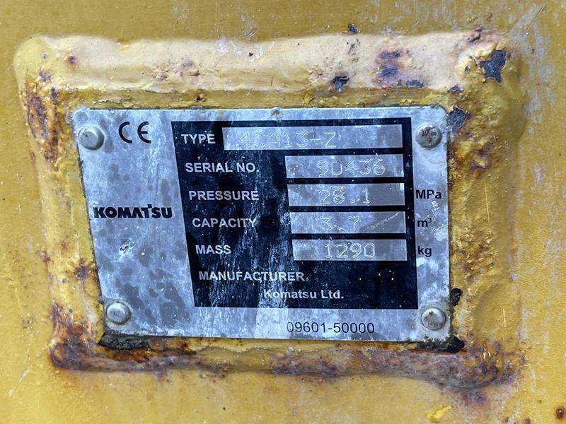 Komatsu D 65 PX - 18 - דחפור: תמונה 4 Komatsu D 65 PX - 18 - דחפור: תמונה 4