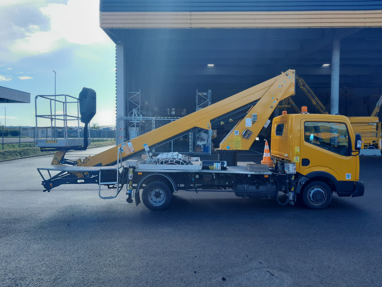 GSR E200T Comfort X - פלטפורמה אווירית מותקנת על משאית: תמונה 5 GSR E200T Comfort X - פלטפורמה אווירית מותקנת על משאית: תמונה 5