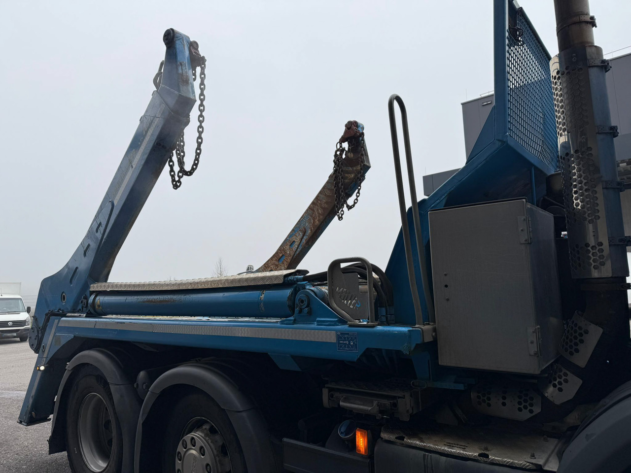 SCANIA P450 6x2 + AK16N TC - משאית דילוג העמסה: תמונה 5 SCANIA P450 6x2 + AK16N TC - משאית דילוג העמסה: תמונה 5