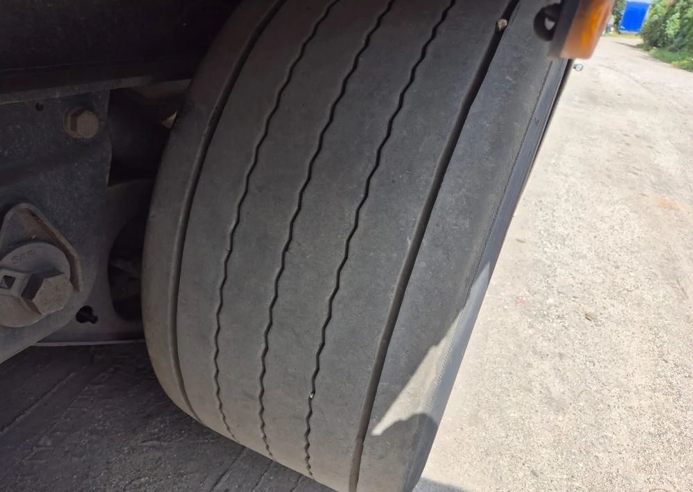 Fliegl Tandem 3 osie - קרון נגרר עם וילונות צד: תמונה 5 Fliegl Tandem 3 osie - קרון נגרר עם וילונות צד: תמונה 5