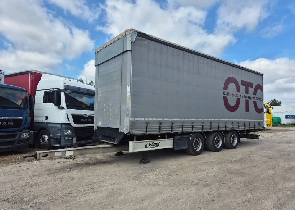 Fliegl Tandem 3 osie - קרון נגרר עם וילונות צד: תמונה 1 Fliegl Tandem 3 osie - קרון נגרר עם וילונות צד: תמונה 1