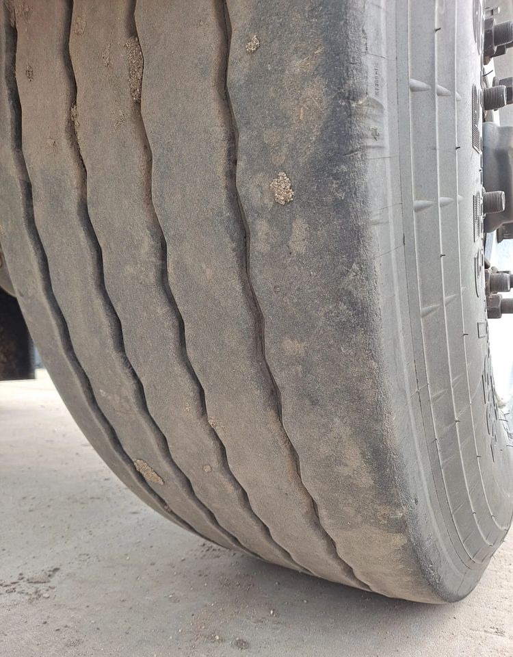 Krone Przyczepa Krone BDF - קרון נגרר מוביל מכולות/ החלפת גוף: תמונה 5 Krone Przyczepa Krone BDF - קרון נגרר מוביל מכולות/ החלפת גוף: תמונה 5