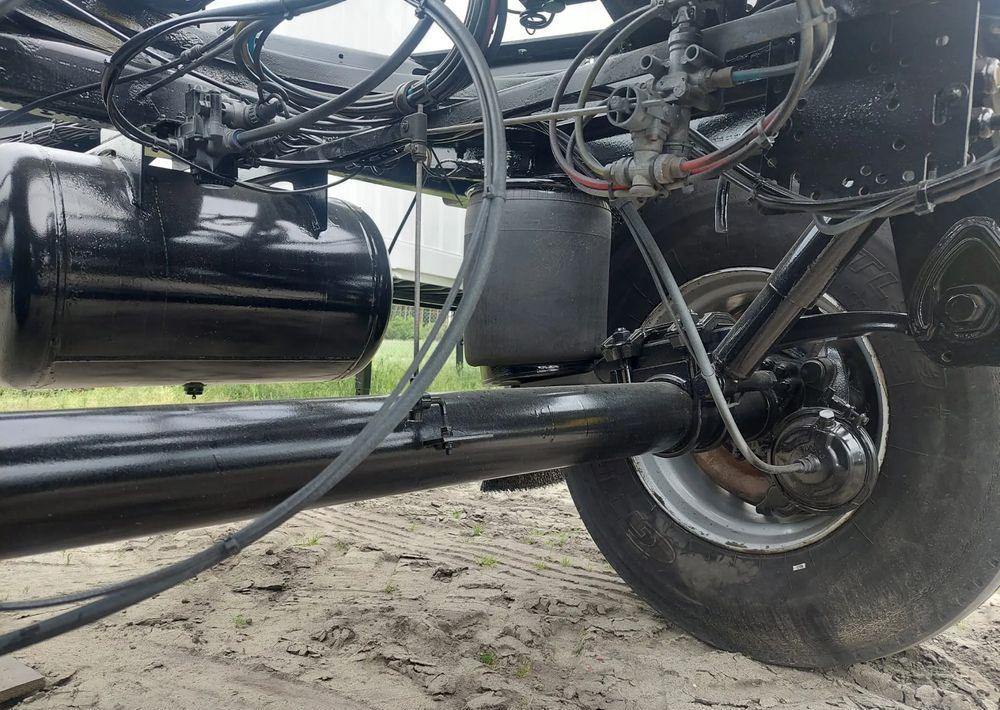 קרון נגרר מוביל מכולות/ החלפת גוף Krone: תמונה 11 קרון נגרר מוביל מכולות/ החלפת גוף Krone: תמונה 11