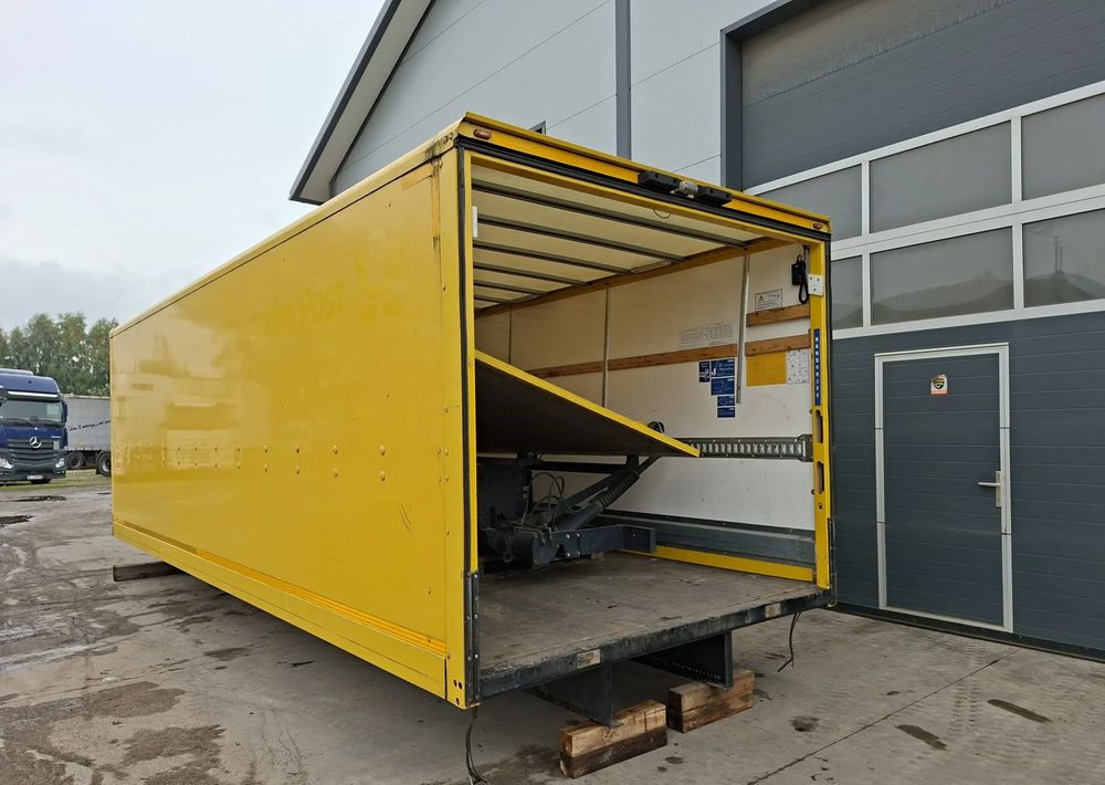 MAN TGL kontener zdemontowany - משאית תיבה: תמונה 1 MAN TGL kontener zdemontowany - משאית תיבה: תמונה 1