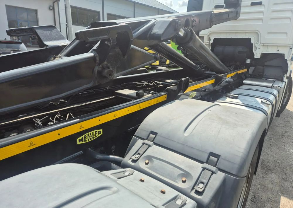 MAN TGX 26-460 Hakowiec oś skrętna - משאית הרמת וו: תמונה 5 MAN TGX 26-460 Hakowiec oś skrętna - משאית הרמת וו: תמונה 5