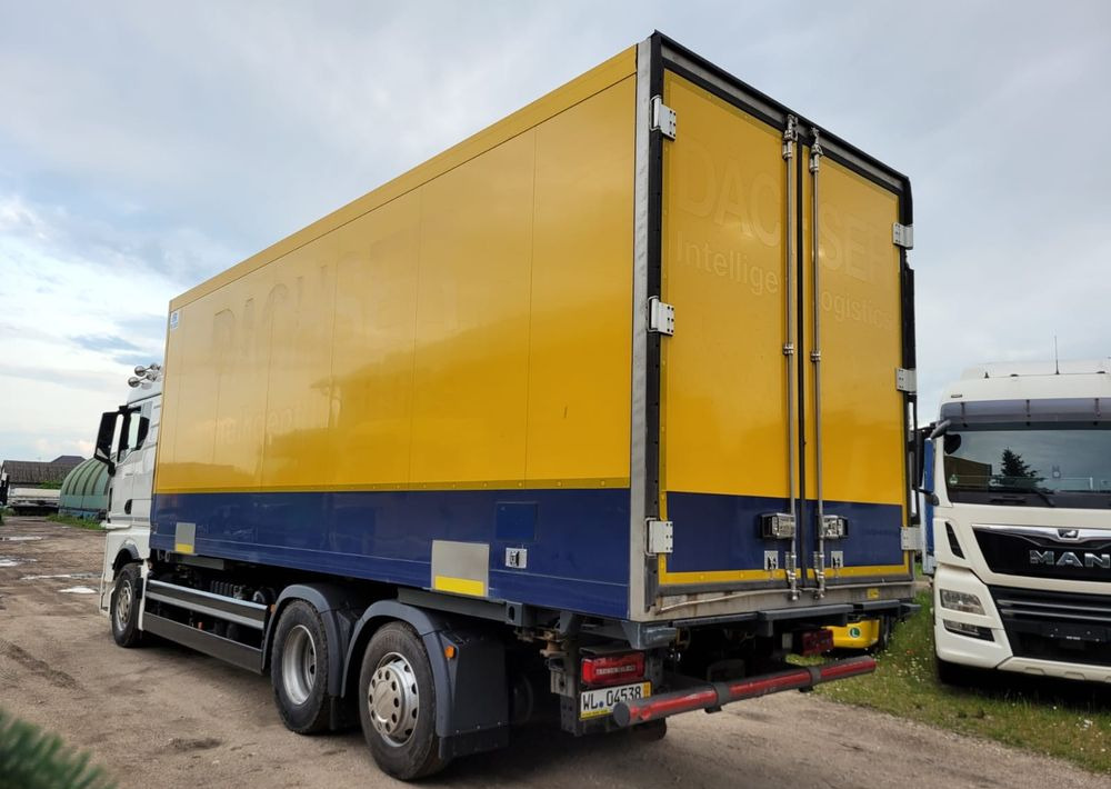 MAN TGX 26.510 oś skrętna do zabudowy - משאית עם שלדת תא: תמונה 4 MAN TGX 26.510 oś skrętna do zabudowy - משאית עם שלדת תא: תמונה 4