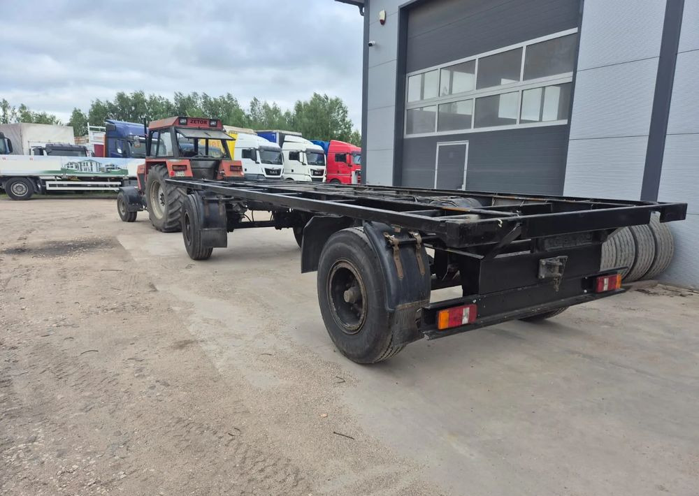 Schmitz Cargobull Przyczepa Krone na resorze - קרון נגרר שלדה: תמונה 2 Schmitz Cargobull Przyczepa Krone na resorze - קרון נגרר שלדה: תמונה 2