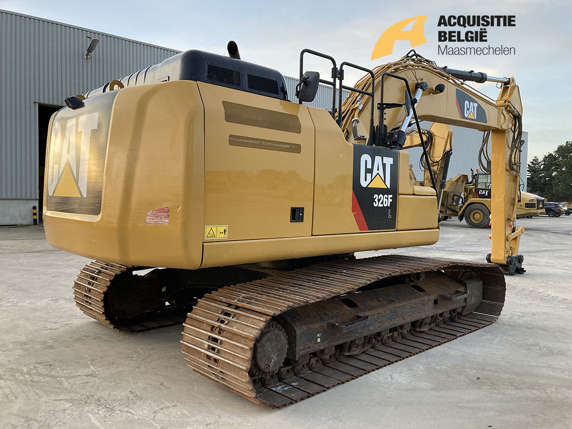 מחפר סורק CATERPILLAR 326FL: תמונה 6