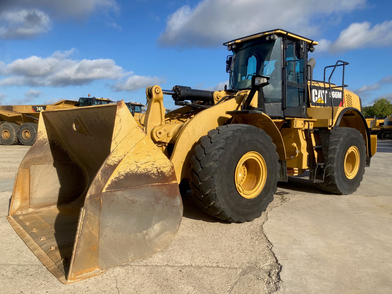 CATERPILLAR 966M - מעמיס גלגלים: תמונה 3 CATERPILLAR 966M - מעמיס גלגלים: תמונה 3