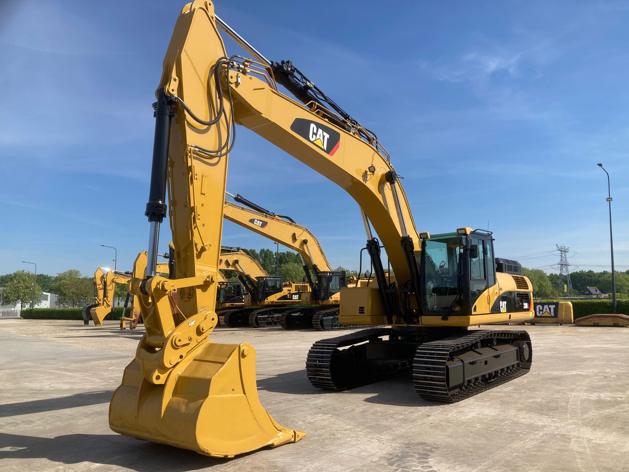 Caterpillar 330DL - מחפר סורק: תמונה 3 Caterpillar 330DL - מחפר סורק: תמונה 3