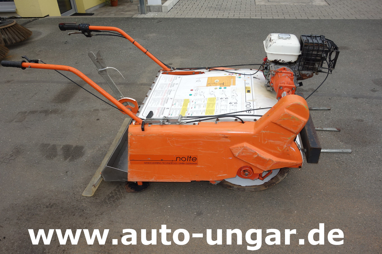 Delfino BEACHCLEANER Walk Behind Strandreiniger Nolte Sandcleaning Technology - כלי רכב עירוני/ מיוחד: תמונה 3 Delfino BEACHCLEANER Walk Behind Strandreiniger Nolte Sandcleaning Technology - כלי רכב עירוני/ מיוחד: תמונה 3