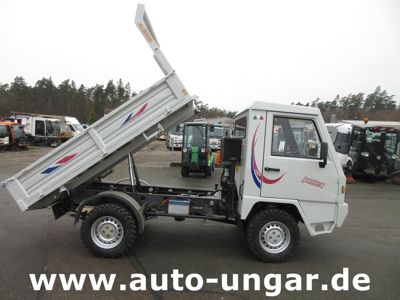 FORT Pantera 4WD Comaca Car 4x4 3-Seiten Kipper Untersetzung 40km/h Agricultural - מסיר פסולת/ קרון נגרר חקלאי: תמונה 5 FORT Pantera 4WD Comaca Car 4x4 3-Seiten Kipper Untersetzung 40km/h Agricultural - מסיר פסולת/ קרון נגרר חקלאי: תמונה 5