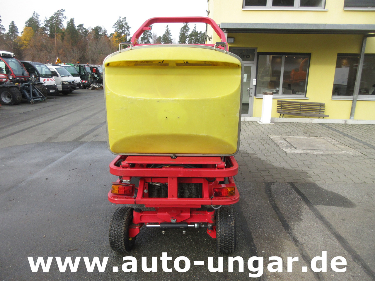 Ferrari PG280D Hochentleerung Hydrostat Kubota Diesel Parkmäher Mäher - ציוד חציר ומספוא: תמונה 5 Ferrari PG280D Hochentleerung Hydrostat Kubota Diesel Parkmäher Mäher - ציוד חציר ומספוא: תמונה 5