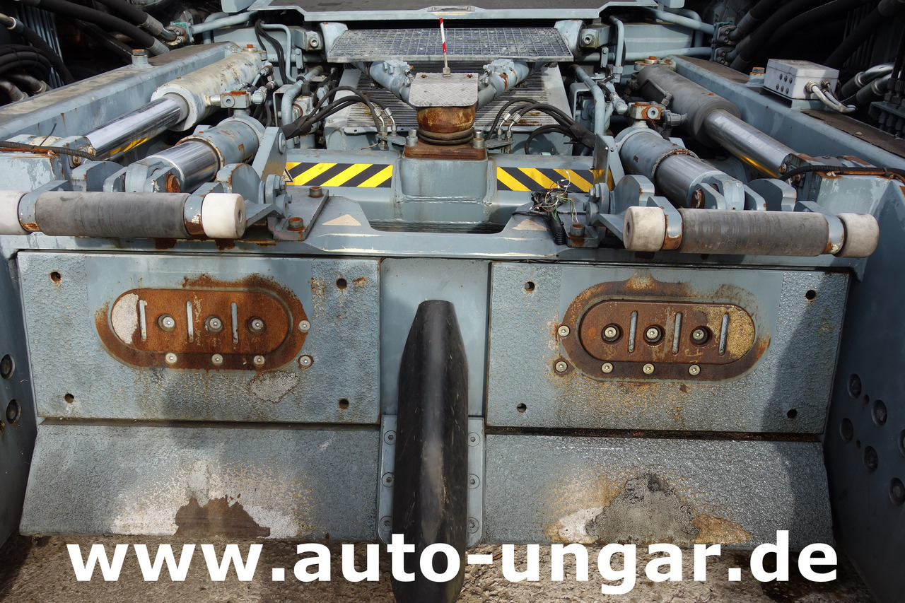 טרקטור דחיפה לאחור Goldhofer AST-1X 1360 Allradlenkung 6x6 towbarless Pushback Airbus A380 Deutz TCD 2015 V08 - 1.360PS: תמונה 10 טרקטור דחיפה לאחור Goldhofer AST-1X 1360 Allradlenkung 6x6 towbarless Pushback Airbus A380 Deutz TCD 2015 V08 - 1.360PS: תמונה 10