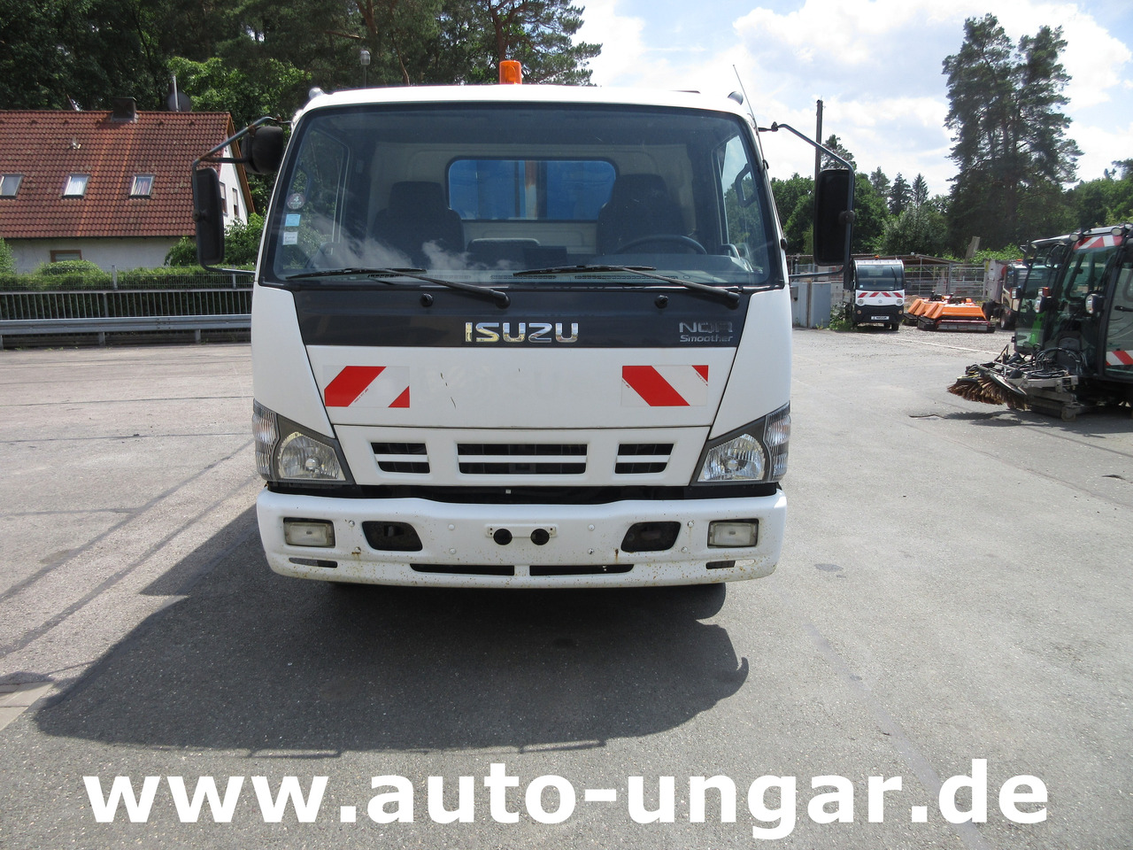 ISUZU NQR Smoother Q75 Y07 Müllwagen 8m³ TECNO 7.500kg Kipper Presse Lifter - משאית אשפה: תמונה 2 ISUZU NQR Smoother Q75 Y07 Müllwagen 8m³ TECNO 7.500kg Kipper Presse Lifter - משאית אשפה: תמונה 2