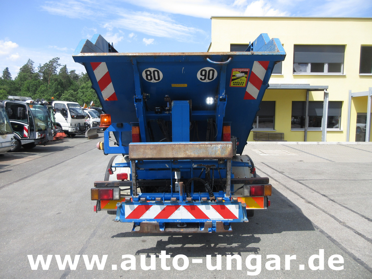 ISUZU NQR Smoother Q75 Y07 Müllwagen 8m³ TECNO 7.500kg Kipper Presse Lifter - משאית אשפה: תמונה 5 ISUZU NQR Smoother Q75 Y07 Müllwagen 8m³ TECNO 7.500kg Kipper Presse Lifter - משאית אשפה: תמונה 5