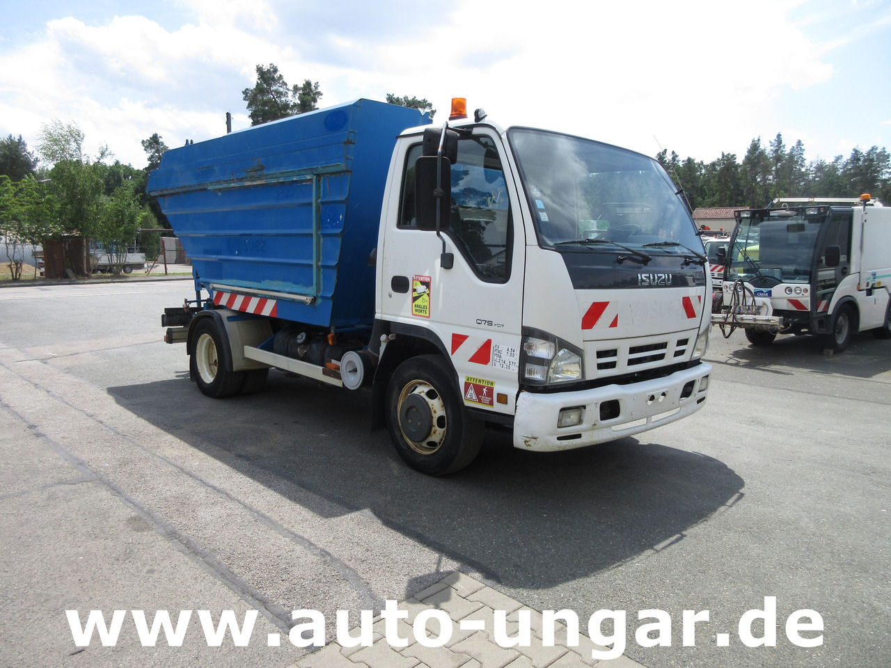 ISUZU NQR Smoother Q75 Y07 Müllwagen 8m³ TECNO 7.500kg Kipper Presse Lifter - משאית אשפה: תמונה 1 ISUZU NQR Smoother Q75 Y07 Müllwagen 8m³ TECNO 7.500kg Kipper Presse Lifter - משאית אשפה: תמונה 1