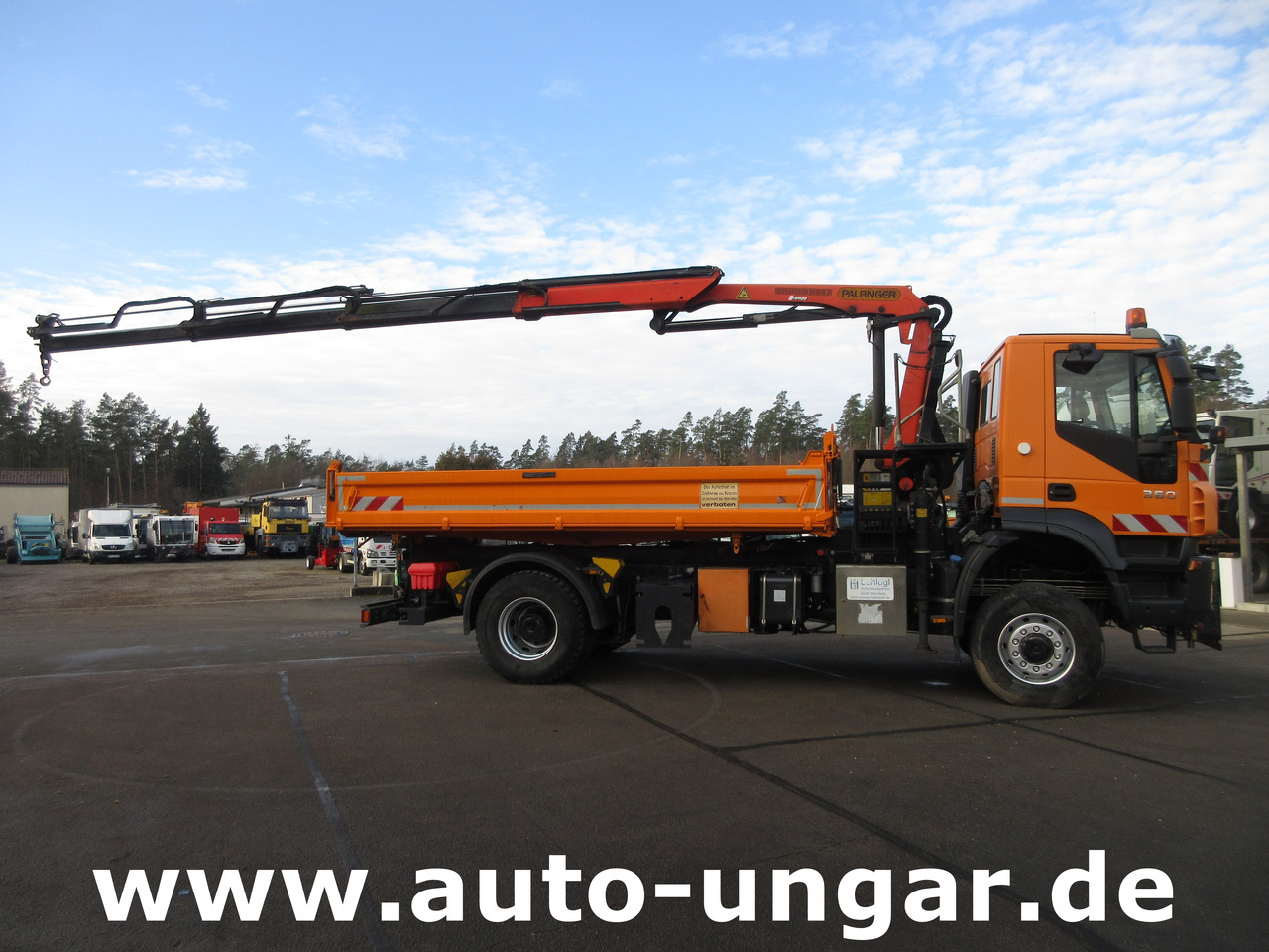 Iveco Trakker 360 Kipper Allrad 4x4 Kran Palfinger PK 9002 Kommunalhydraulik Winterdienst Euro 5 - מזהיר, משאית מנוף: תמונה 2 Iveco Trakker 360 Kipper Allrad 4x4 Kran Palfinger PK 9002 Kommunalhydraulik Winterdienst Euro 5 - מזהיר, משאית מנוף: תמונה 2