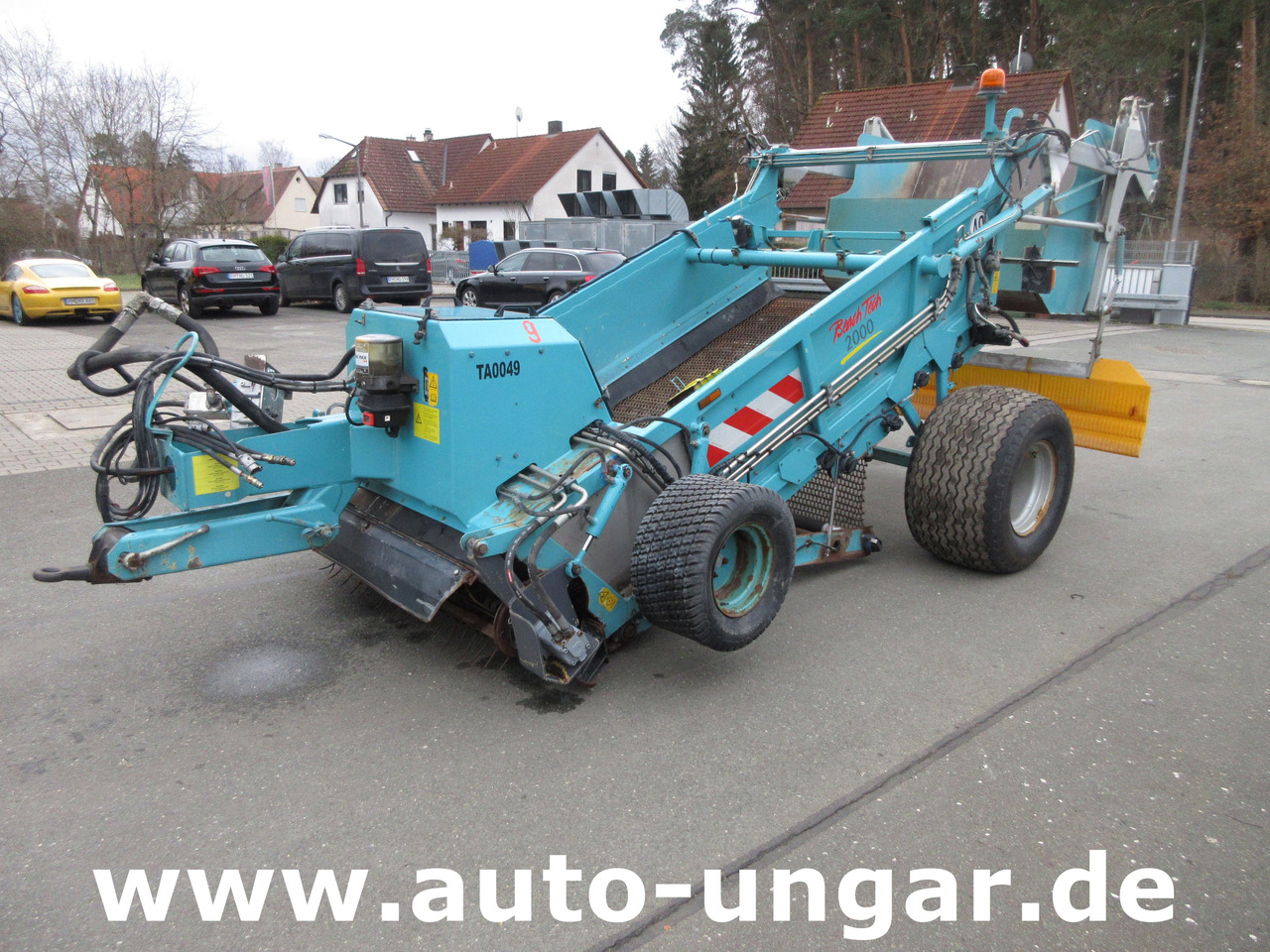 Kässbohrer BeachTech 2000 Strandreiniger Beachcleaner Nettoyeur Cribleuse de Plage - כלי רכב עירוני/ מיוחד: תמונה 3 Kässbohrer BeachTech 2000 Strandreiniger Beachcleaner Nettoyeur Cribleuse de Plage - כלי רכב עירוני/ מיוחד: תמונה 3