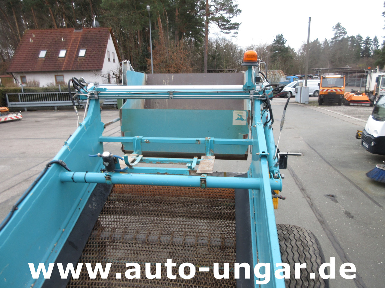 כלי רכב עירוני/ מיוחד Kässbohrer BeachTech 2000 Strandreiniger Beachcleaner Nettoyeur Cribleuse de Plage: תמונה 17 כלי רכב עירוני/ מיוחד Kässbohrer BeachTech 2000 Strandreiniger Beachcleaner Nettoyeur Cribleuse de Plage: תמונה 17