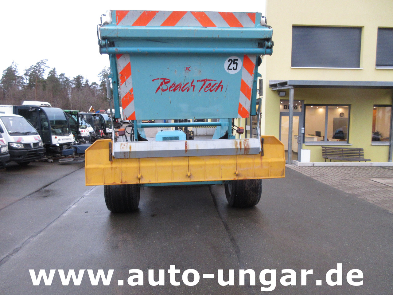 Kässbohrer BeachTech STR 2000 Baujahr 2003 BeachCleaner Strandreiniger °0043 - כלי רכב עירוני/ מיוחד: תמונה 5 Kässbohrer BeachTech STR 2000 Baujahr 2003 BeachCleaner Strandreiniger °0043 - כלי רכב עירוני/ מיוחד: תמונה 5