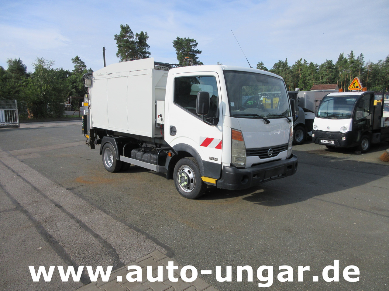 Nissan Cabstar 35.14 Mecagil Lebon Müllwagen BOM Garbage Truck 3.500kg - משאית אשפה: תמונה 1 Nissan Cabstar 35.14 Mecagil Lebon Müllwagen BOM Garbage Truck 3.500kg - משאית אשפה: תמונה 1