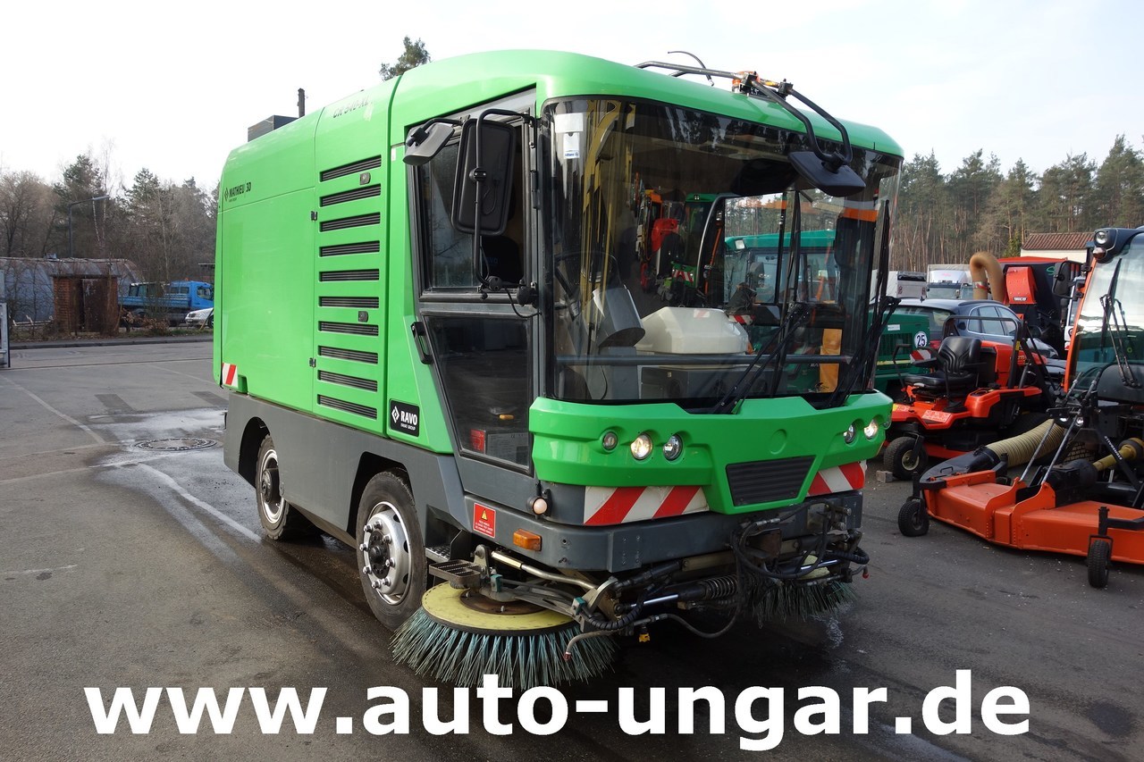 Ravo CR 540 XL Compact Kehrmaschine Euro 5 - מטאטא כבישים: תמונה 1 Ravo CR 540 XL Compact Kehrmaschine Euro 5 - מטאטא כבישים: תמונה 1