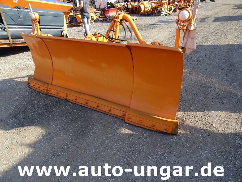 SCHMIDT E 2.3 Schneepflug - Schneeschild 270cm - מחרשת שלג: תמונה 2 SCHMIDT E 2.3 Schneepflug - Schneeschild 270cm - מחרשת שלג: תמונה 2