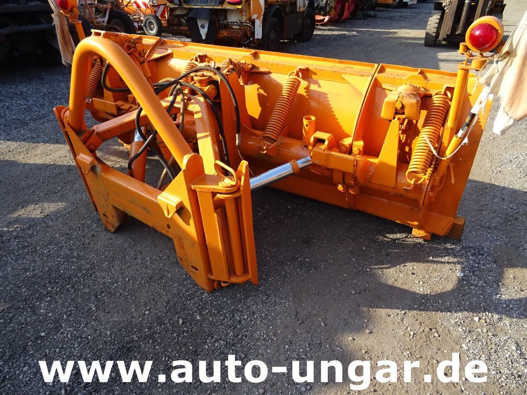 SCHMIDT E 2.3 Schneepflug - Schneeschild 270cm - מחרשת שלג: תמונה 4 SCHMIDT E 2.3 Schneepflug - Schneeschild 270cm - מחרשת שלג: תמונה 4