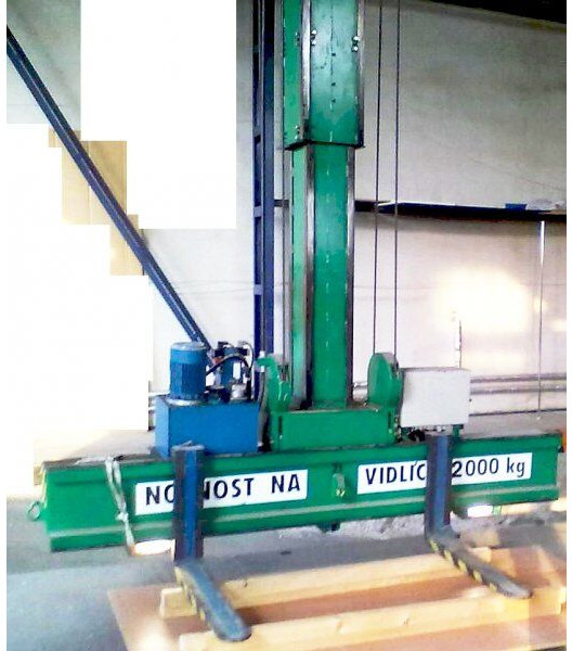 Demag +(CZ) Iteco (el. 2t/4.2m teleskop 25m - עגורן: תמונה 1 Demag +(CZ) Iteco (el. 2t/4.2m teleskop 25m - עגורן: תמונה 1