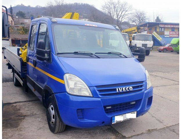 Iveco 50C18 Daily 3.D 16V +Effer - כלי רכב מסחרי במיטה שטוחה, כלי רכב מסחרי קומבי: תמונה 2 Iveco 50C18 Daily 3.D 16V +Effer - כלי רכב מסחרי במיטה שטוחה, כלי רכב מסחרי קומבי: תמונה 2
