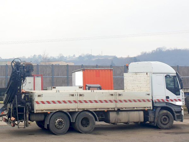 Iveco Stralis 420 - משאית צד נופל/ שטוחה, משאית מנוף: תמונה 4 Iveco Stralis 420 - משאית צד נופל/ שטוחה, משאית מנוף: תמונה 4