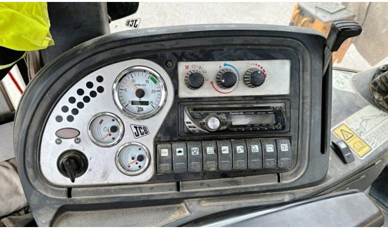 מחפרון JCB 4 CX: תמונה 12 מחפרון JCB 4 CX: תמונה 12