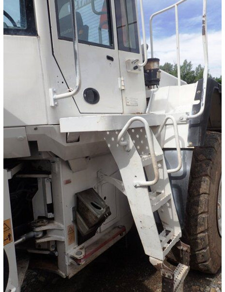 Komatsu WA 380-6 - מעמיס גלגלים: תמונה 5 Komatsu WA 380-6 - מעמיס גלגלים: תמונה 5
