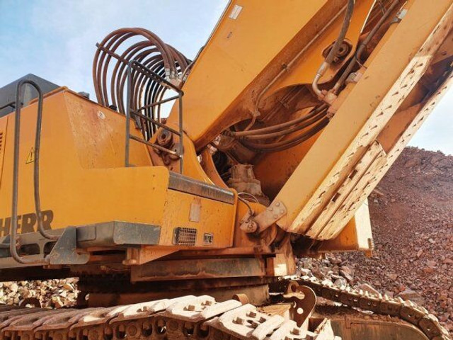 מחפר סורק Liebherr R 984C HD (125t): תמונה 15
