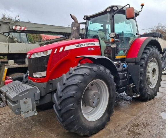 Massey Ferguson 8690 - טרקטור חקלאי: תמונה 4 Massey Ferguson 8690 - טרקטור חקלאי: תמונה 4