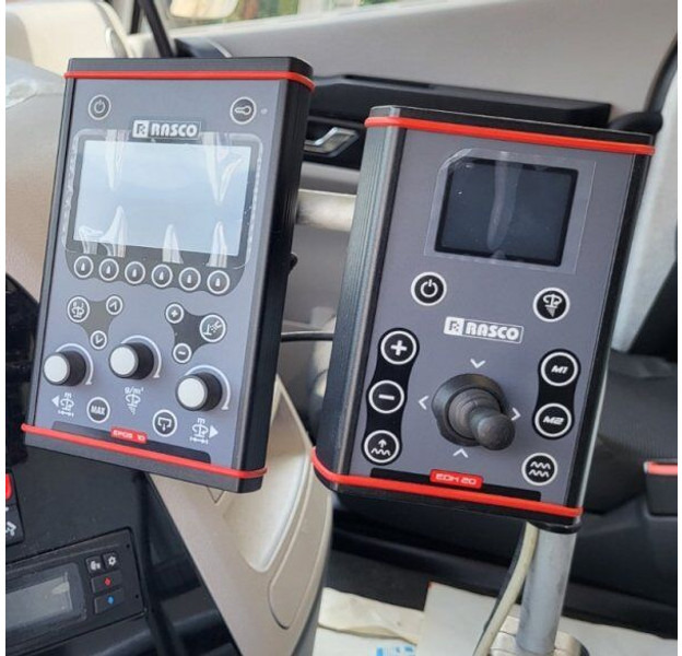 RASCO Solid LLB 4500 (+Kubota diesel) - מפזר חול/ מלח: תמונה 4 RASCO Solid LLB 4500 (+Kubota diesel) - מפזר חול/ מלח: תמונה 4