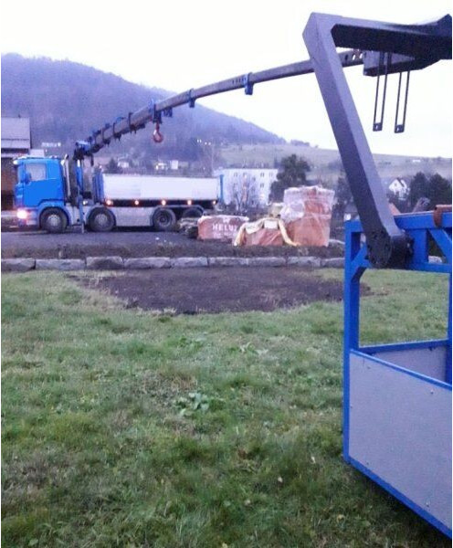 Scania 8x4 bord. R500 +23m crane - מזהיר, משאית מנוף: תמונה 4 Scania 8x4 bord. R500 +23m crane - מזהיר, משאית מנוף: תמונה 4